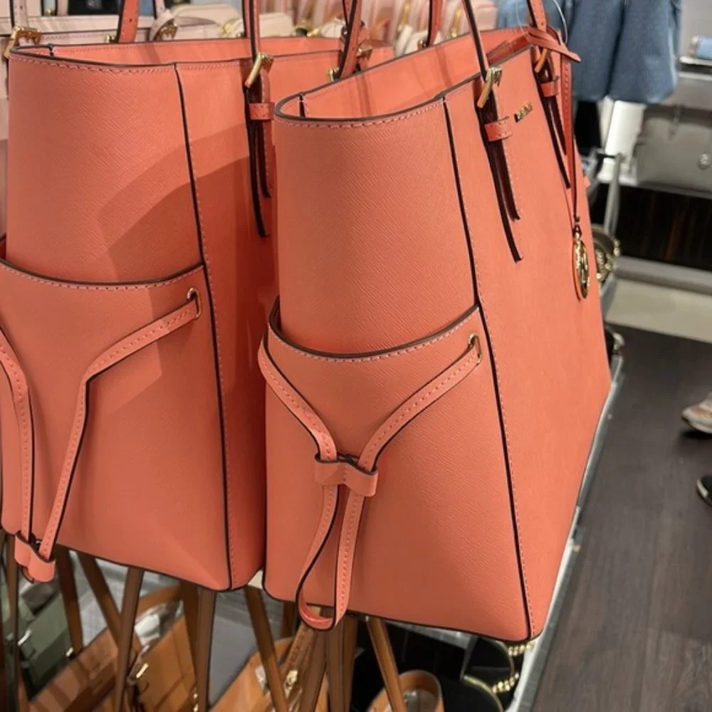 Michael Kors Gilly Large Drawstring Travel Tote Sherbert Leather - Picture 5 of 16